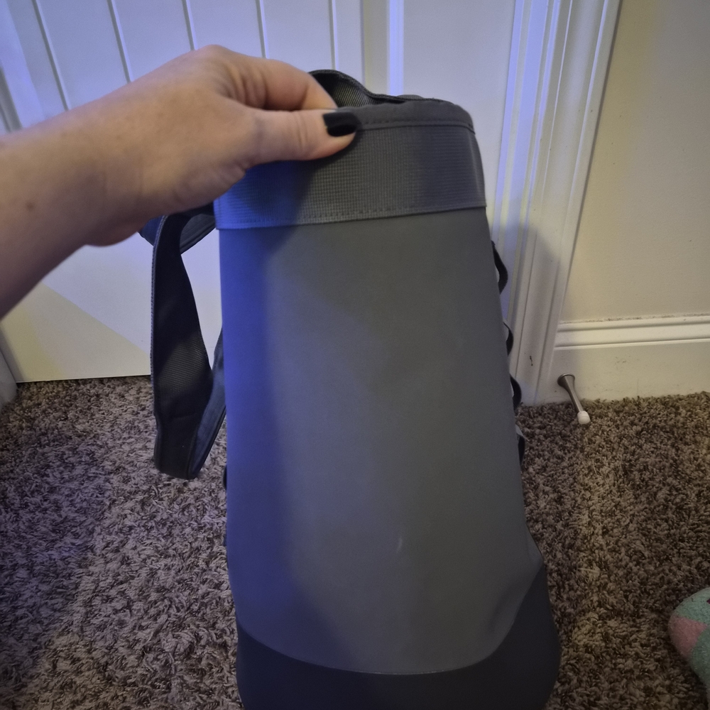 YETI Gray Tote Bag - Picture 9 of 9